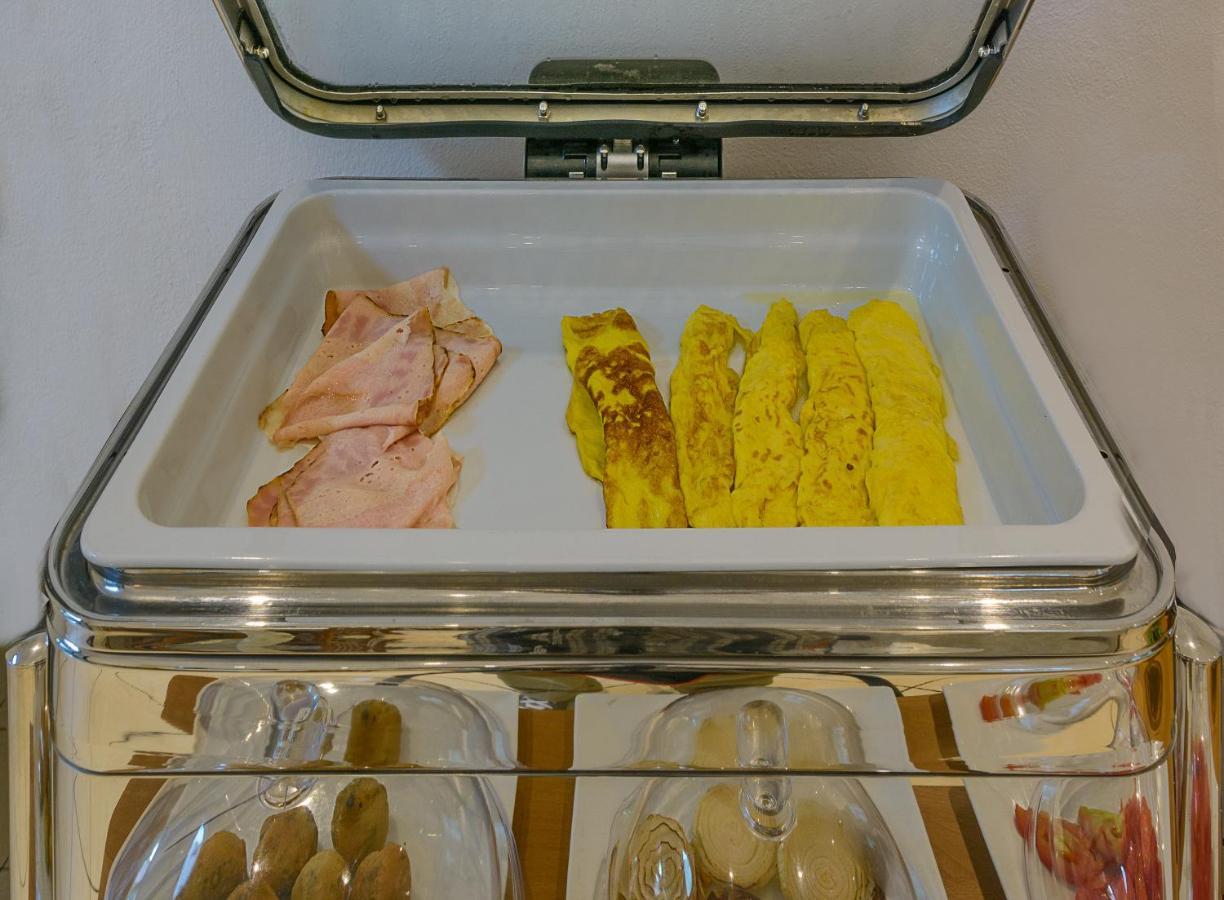 Hotel Vittoria Viareggio Dış mekan fotoğraf