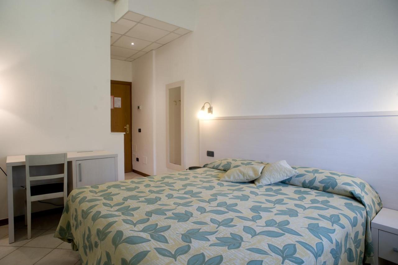 Hotel Vittoria Viareggio Dış mekan fotoğraf