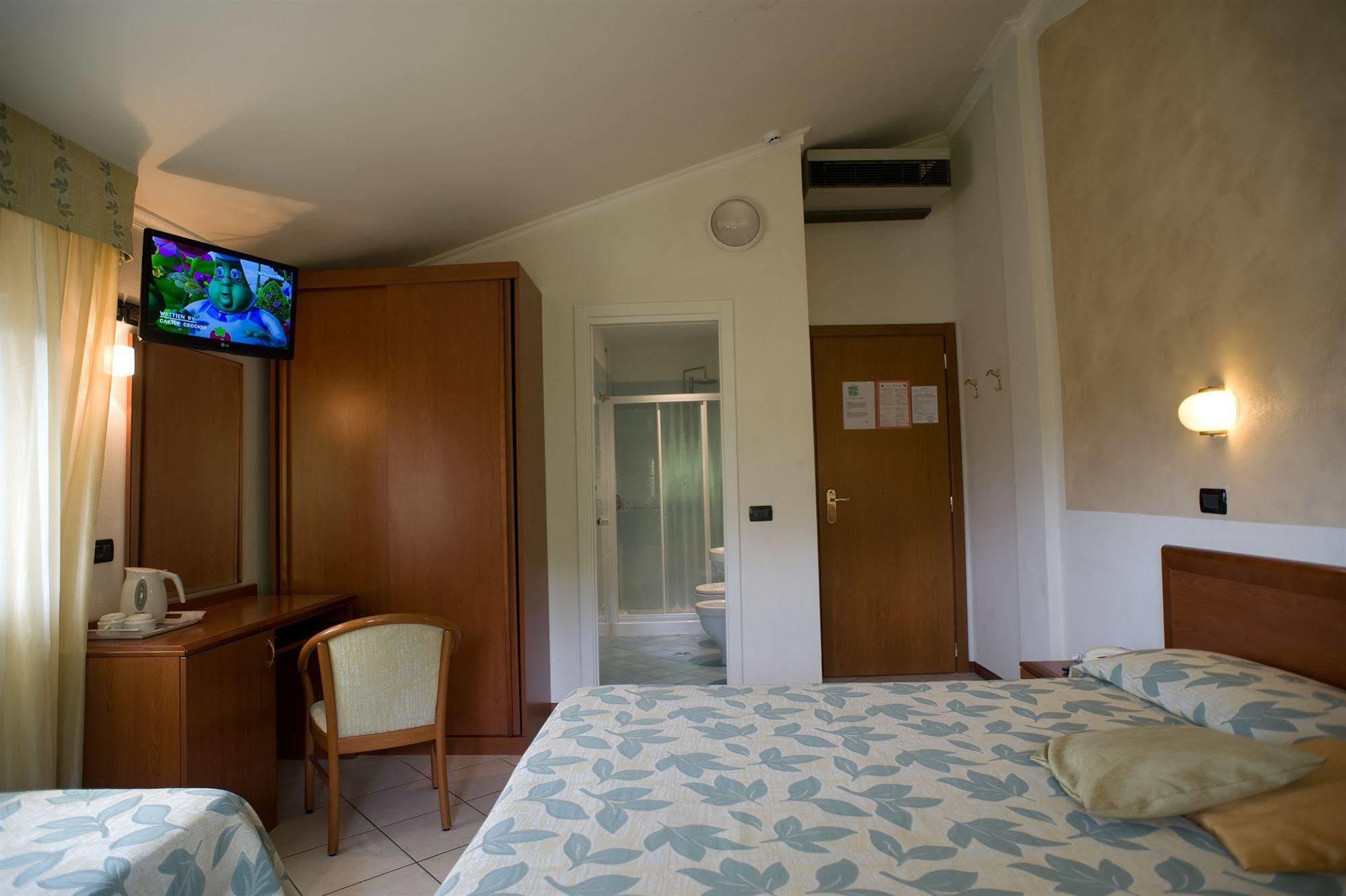 Hotel Vittoria Viareggio Dış mekan fotoğraf