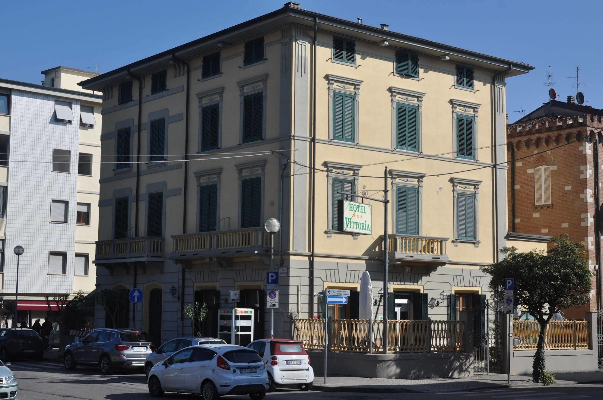 Hotel Vittoria Viareggio Dış mekan fotoğraf